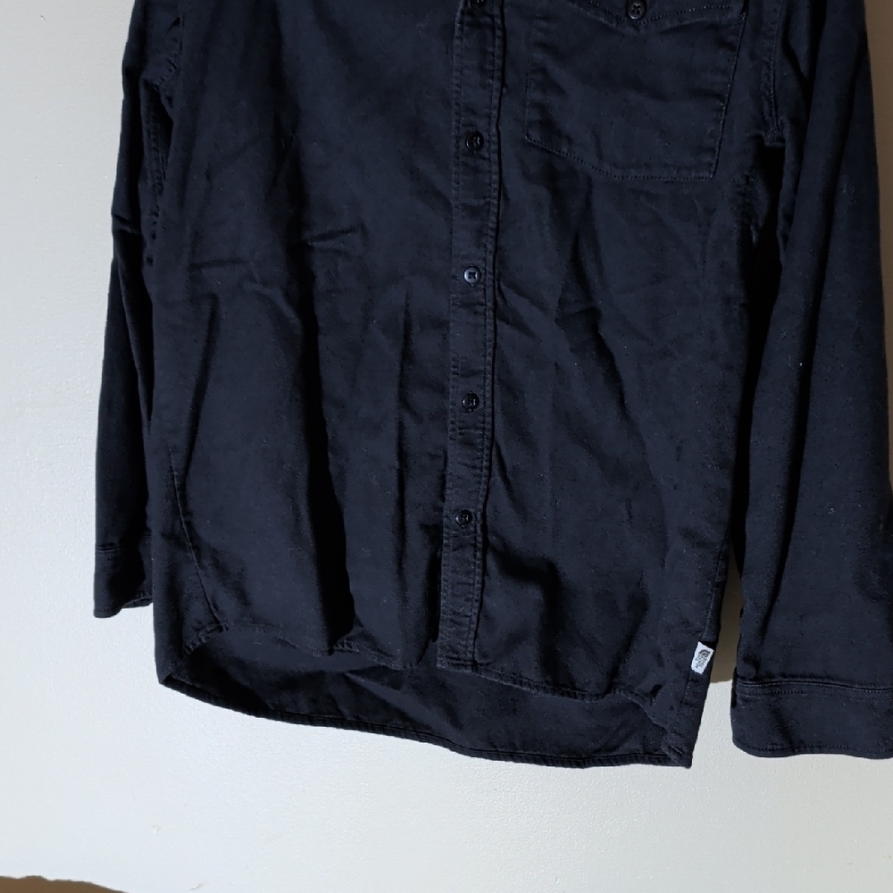 The North Face Black Men's Shirt with Logo Tag - Picture 5 of 11
